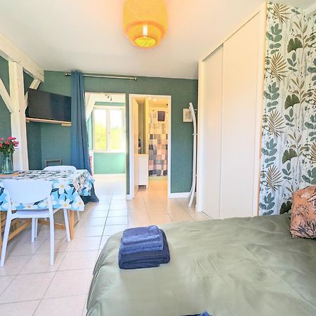 Studio Silhem Saint-Germain-les-Belles Exteriör bild