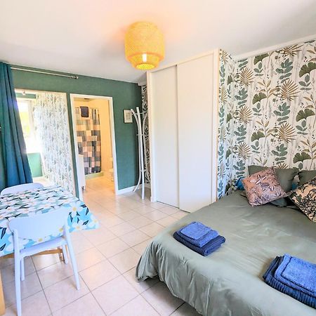 Studio Silhem Saint-Germain-les-Belles Exteriör bild