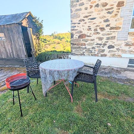 Studio Silhem Saint-Germain-les-Belles Exteriör bild